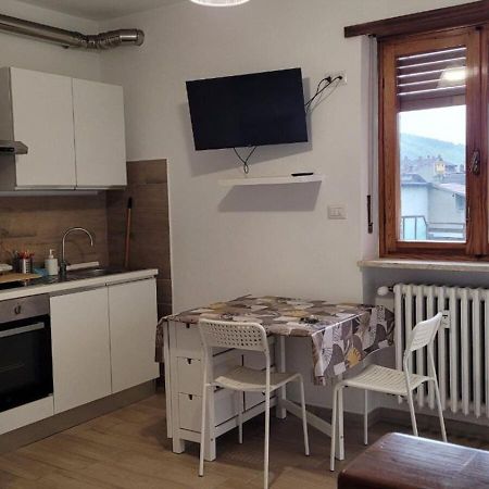 Ferienwohnung Casa Con Terrazzo E Vista Chiomonte Exterior foto